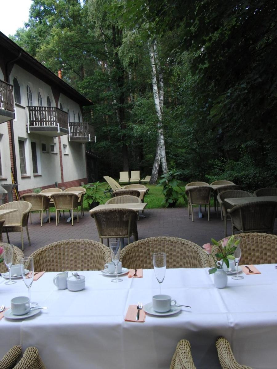 Parkstadthotel Bad Muskau Bagian luar foto